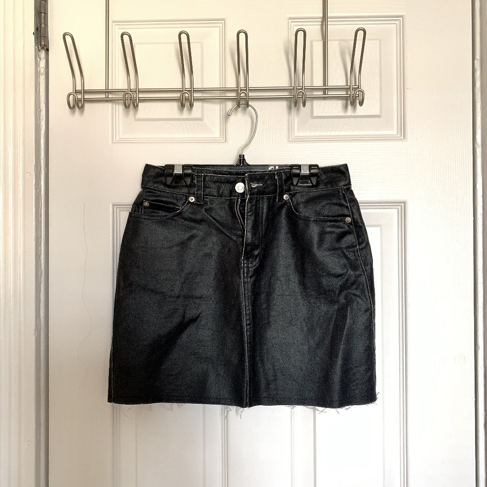 Forever 21 Black Skirts in Women